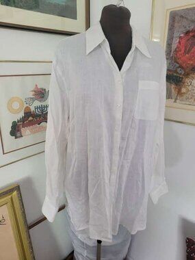 The Limited 100% Linen Dress Shirt Size Large